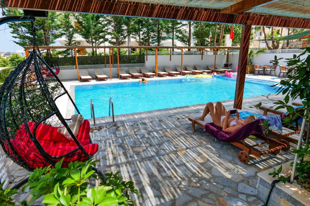 6 Milje Hotel Ksamil Extérieur photo